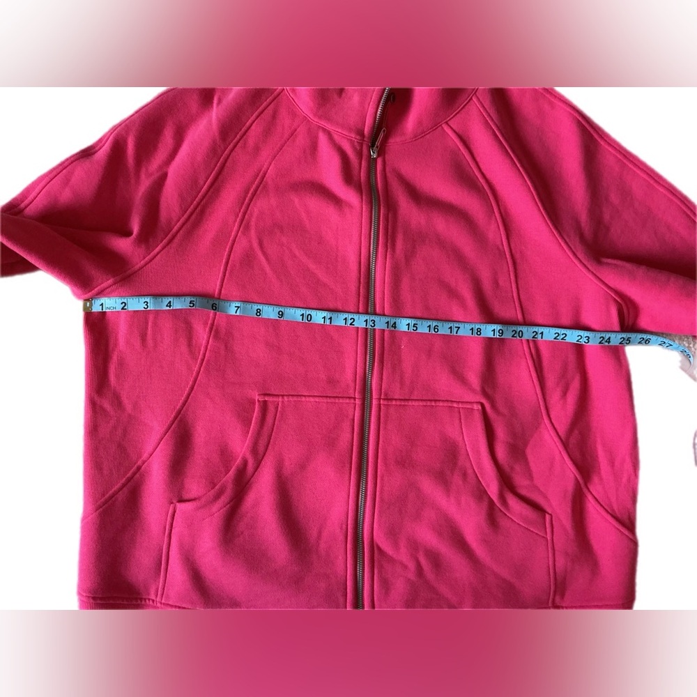 Lululemon Scuba Oversized Funnel-
Neck Full Zip *Long
Lip Gloss - Picture 4 of 8